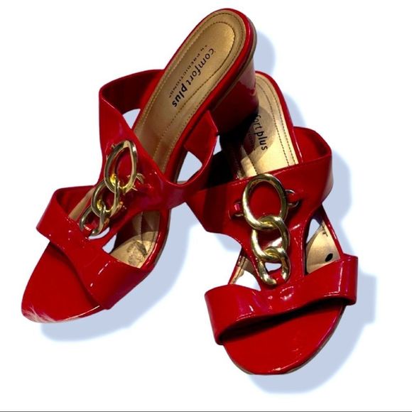 Kenneth Cole Reaction Shoes - Red wedge sandal with gold detailing, Kenneth Cole Reactions, size 8W